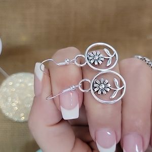 DAISY CIRCLE DROP EARRINGS, 925 wires